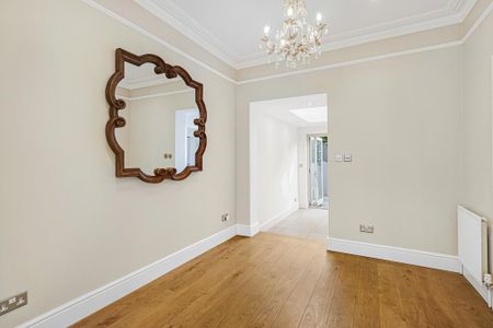 4 bedroom terraced house to rent - Photo 3