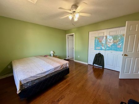 For Lease - 162 Clairfields Drive, Guelph, Ontario - Photo 2