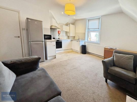 2 bedroom flat to rent - Photo 1