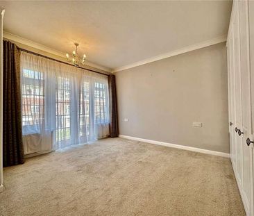 Portarlington Close, Bournemouth, BH4 - Photo 1