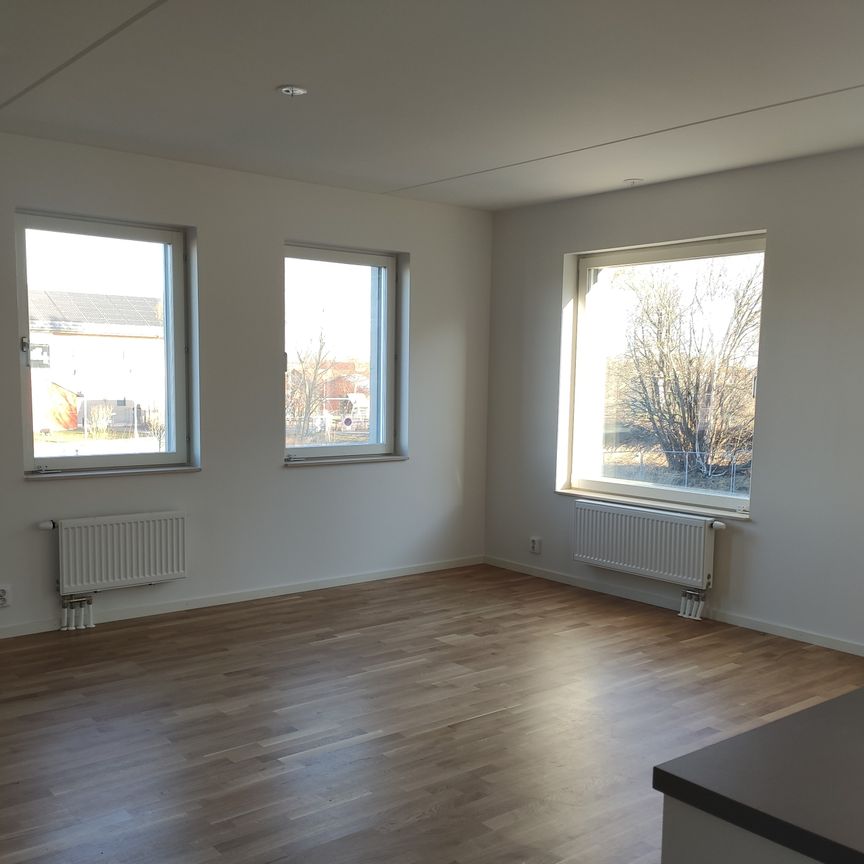 Stridsvagnsvägen, Kristianstad - Foto 1