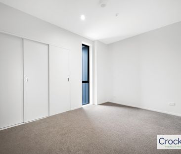 Modern Parkside Living in Central Te Atatū South – Brand-New Apartment - Photo 2