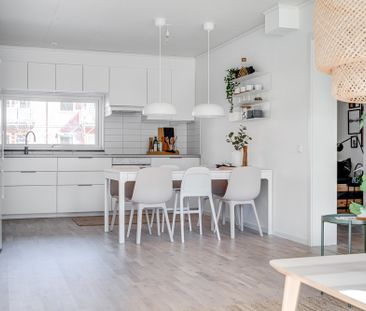 Stackmolnsvägen 71 C, 743 45, Fullerö - Photo 2