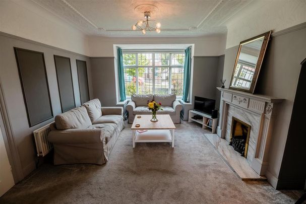 4 bedroom semi-detached house to rent - Photo 1