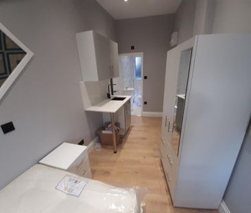 Studio Flat, SW6 - Photo 5