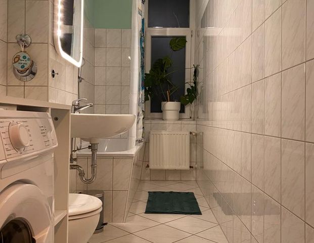 Dec - Jan sublet: Furnished 56sq 2-room apartment, Friedrichshain - Photo 1