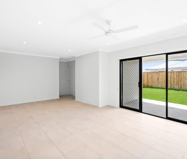 Stunning Brand New Four Bedroom Home - Media Room & Split System A/C - Photo 3