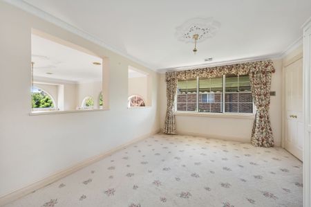 12 Mariners Court, Jerrabomberra - Photo 2