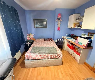 9 Ebor Parade, Belfast BT12 6NS - Photo 2