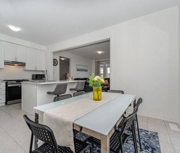 For Lease - 112 Sagewood Avenue, Barrie, Ontario - Photo 2