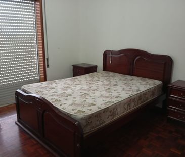 Apartamento T4 no centro de Oliveira do Bairro para arrendamento - Foto 4
