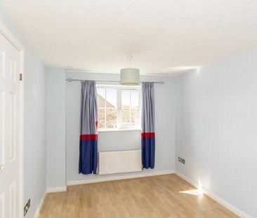 4 bedroom detached house to rent - Photo 4