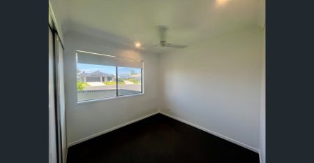 ALMOST NEW MODERN DUPLEX - Photo 5