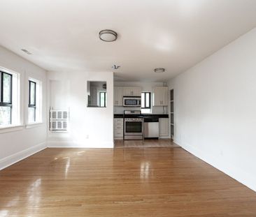 28 Balmoral Ave. - Photo 3