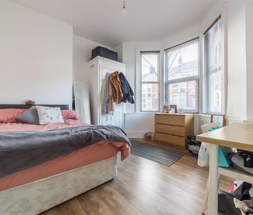 3 bed flat to rent in Helmsley Road, Sandyford, NE2 - Photo 6