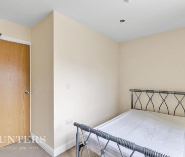 4 bedroom townhouse to rent - Photo 3