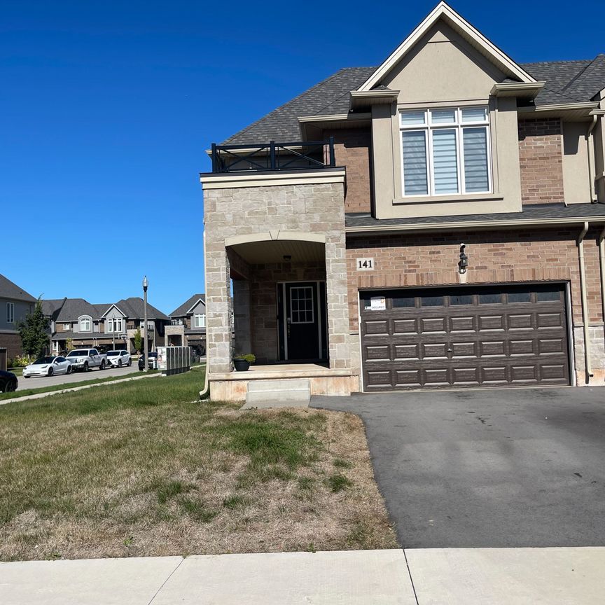 For Lease - 141 Sonoma Lane, Hamilton, Ontario - Photo 1