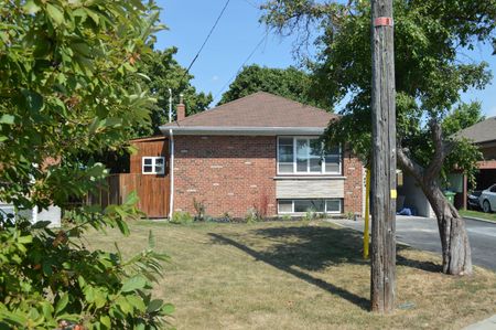 For Lease - 36 Electro Road, Toronto, Ontario - Photo 3
