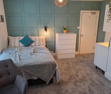 1 bedroom in a house share to rent - Photo 4