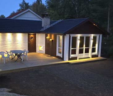 Vävra, Hålta - Photo 5