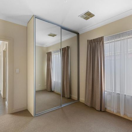 2/27-29 Airdrie Avenue - Photo 4