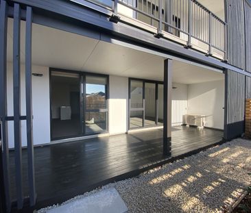 2/142 Leinster Road, Merivale - Photo 6