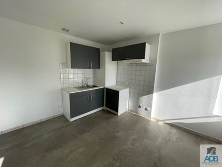 Renaison, 288-272 Rue du Commerce - Photo 2