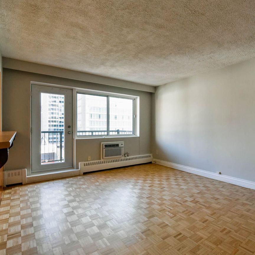 3421 Rue Drummond - Photo 1