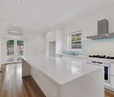 48 Sutherland Street, Malvern East VIC 3145 - House For Rent | Domain - Photo 5