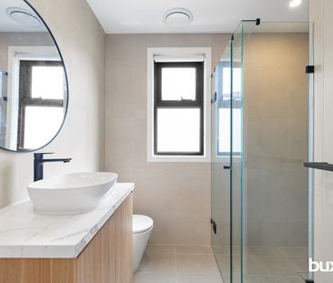 Brand new contemporary townhouse in prime Bulleen location - Photo 6