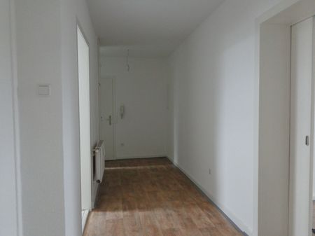 Modernisierte 2-Zimmer Wohnung über den Dächern von Bilk! - Foto 2