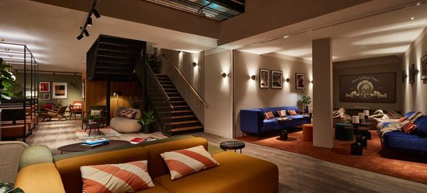 Studio to rent - Photo 1