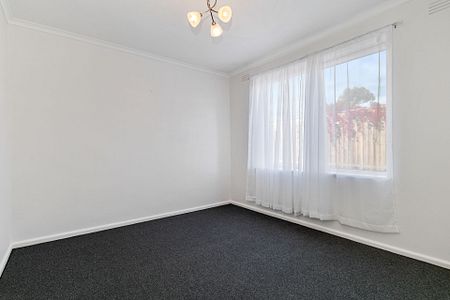 2/136 Smith Street, Thornbury. - Photo 3