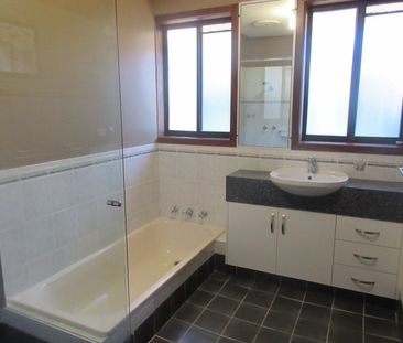 NEAT AND TIDY HOME IN WEST BUSSELTON - Photo 3