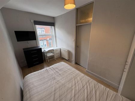 3 bedroom house share to rent - Photo 4
