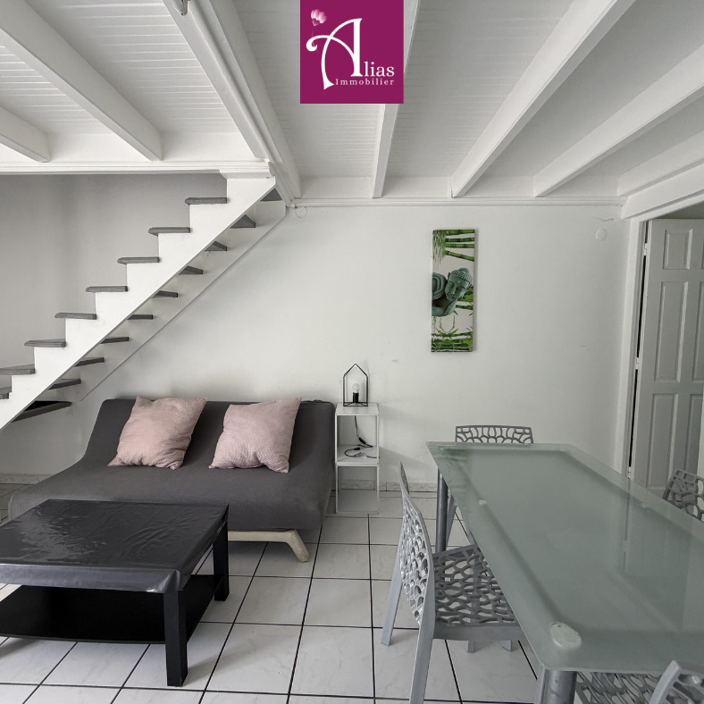 Location Appartement 1 pièce 26m² LES ABYMES 97139 - Photo 1