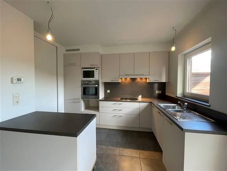 Appartement te huur - Foto 5