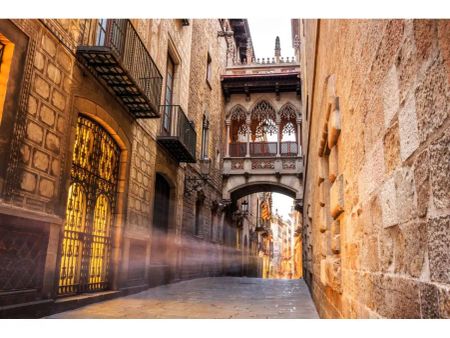 Barcelona - Photo 3