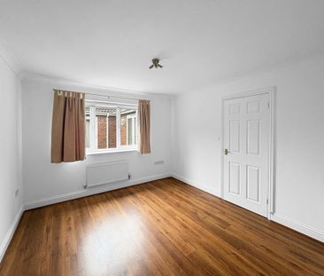 4 bedroom detached bungalow to rent - Photo 3