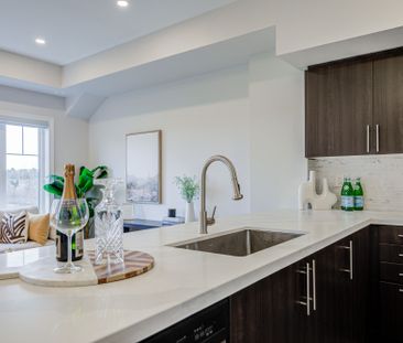 For Lease - 13 Eaton Park Lane Unit# 16, Toronto, Ontario - Photo 3