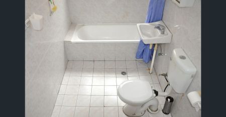 spacious 3 bedrooms unit at Excellent Location - Photo 5