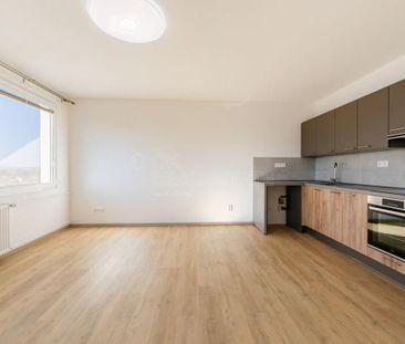 Pronájem bytu 1+kk 31 m2 - Fotografie 1