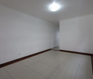 Casa para alugar com 211m², 3 quartos e 4 vagas - Foto 3