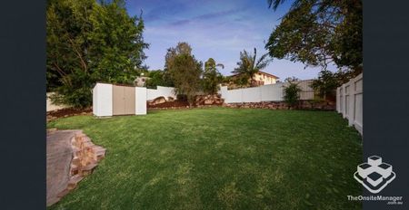Modern Family Living in Rochedale South - Photo 3