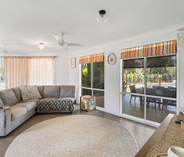 Modern 4-Bedroom Home on 1 Acre WITH POOL & SOLAR! - Photo 1