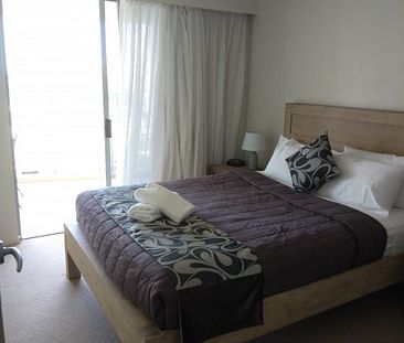 Luxuriously spacious one bedroom apartment available to rent, fully furnished! - Photo 6