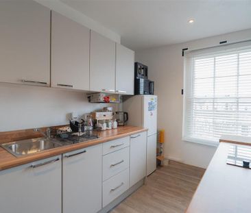 1 bedroom apartment to rent - Photo 5