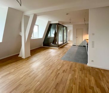 Stilvolle 2 Zimmerwohnung mit Dachterrasse im historischen Kloster ... - Photo 1