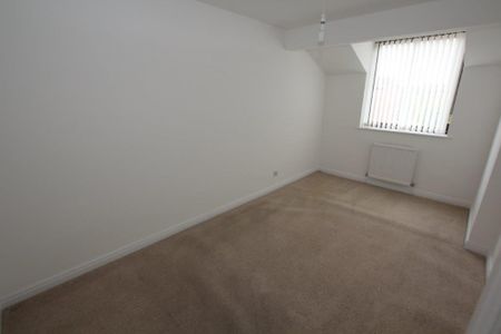 2 Bedroom HOUSE, Chester - Photo 4