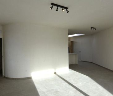 Woning te huur in Roeselare voor € 900 met 2 slaapkamers - Foto 3